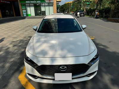 Mazda 3 Luxury 2020 odo hơn 6v full ls hãng