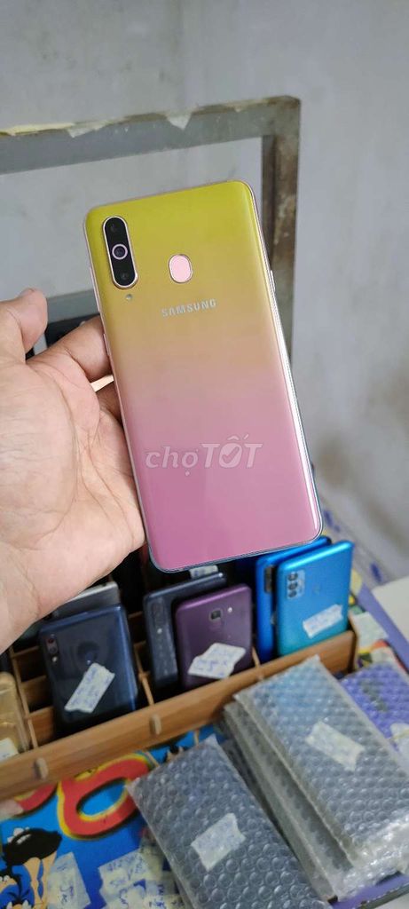 Samsung A8s, ram 6gb, 128gb, 2sim. Mua bán Điện thoại tại Quận Gò Vấp Tp Hồ Chí Minh được đăng bởi A LONG   nhận thanh toán THẺ TÍN DỤNG hình 1