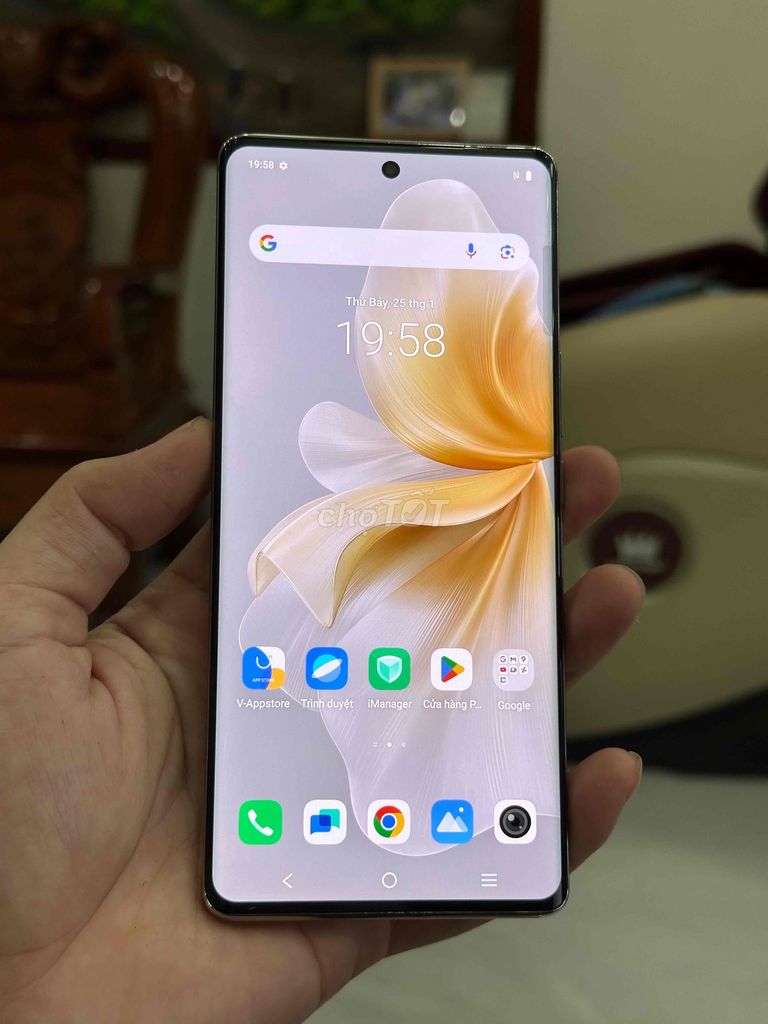 Vivo V30e 5G mua TGDD bh 7/2025. Mua bán Điện thoại tại Thành phố Dĩ An Bình Dương được đăng bởi Duy Hùng 99 hình 3