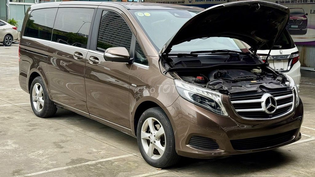Mercedes Benz V Class V220d 2015. Mua bán Ô tô tại Quận Thanh Xuân Hà Nội được đăng bởi Nguyễn Tuấn Hoàng hình 4