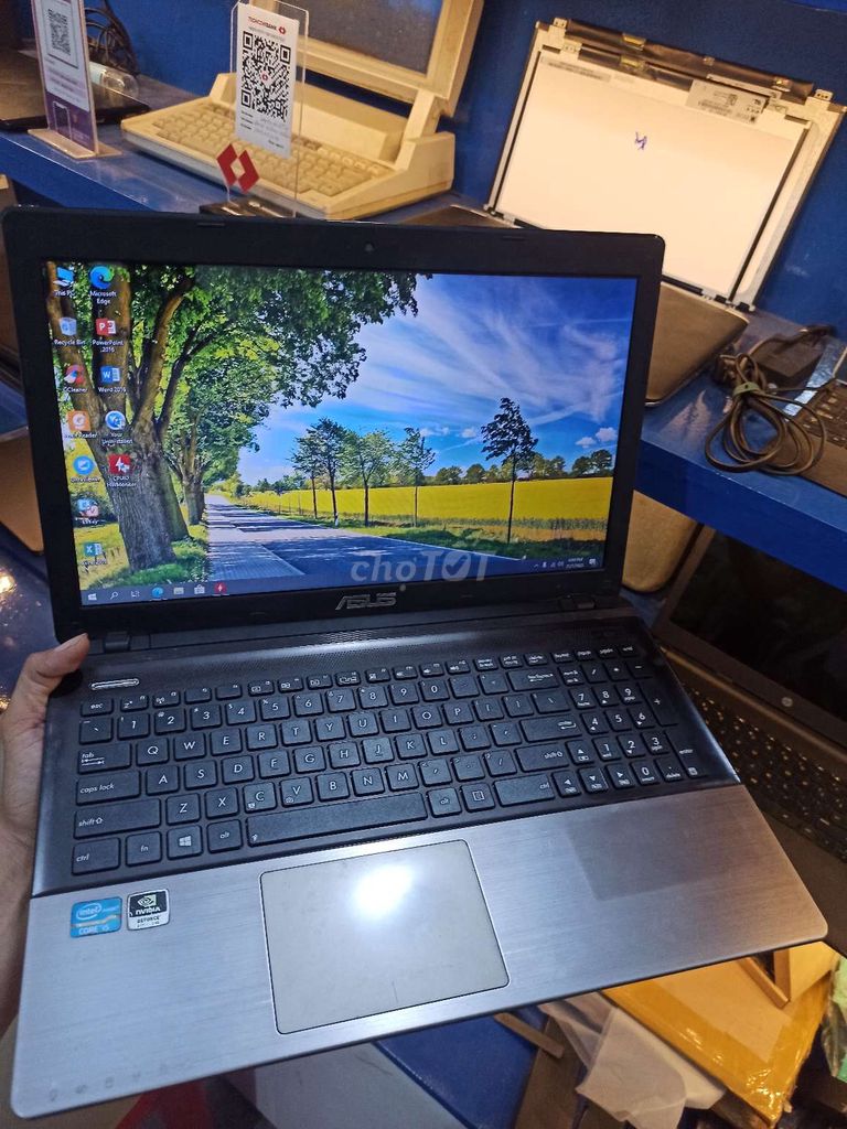 Asus K55.card rời 2gb.Core i5.Ram 8g.ssd 128g