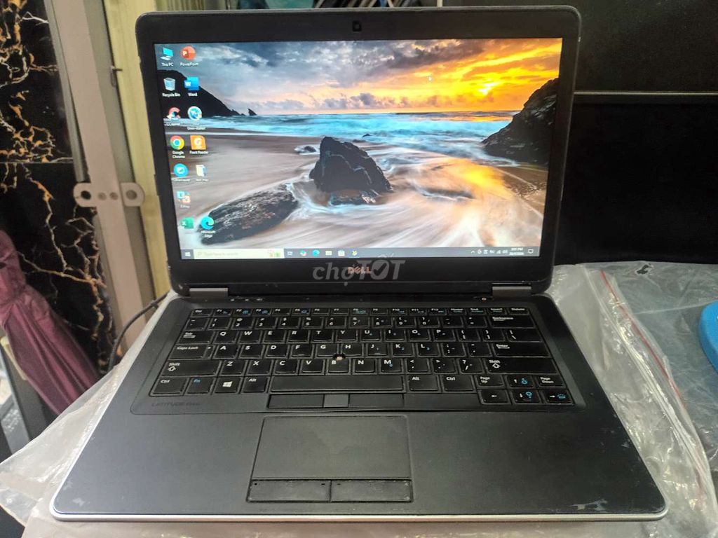 Dell E7440 mỏng nhẹ i5-4500U Ram8g ssd120g. Mua bán Laptop tại Quận Hải Châu Đà Nẵng được đăng bởi NGUYỄN ĐĂNG LÝ hình 1
