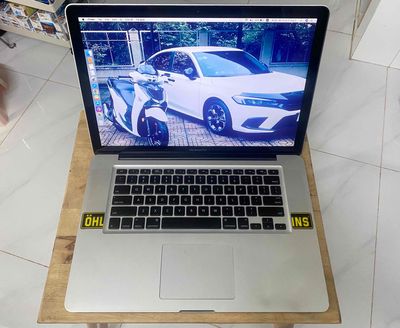 Macbook Pro 2010 15 inch. Mua bán Laptop tại Quận 7 Tp Hồ Chí Minh được đăng bởi Nguyễn Tùng Dương