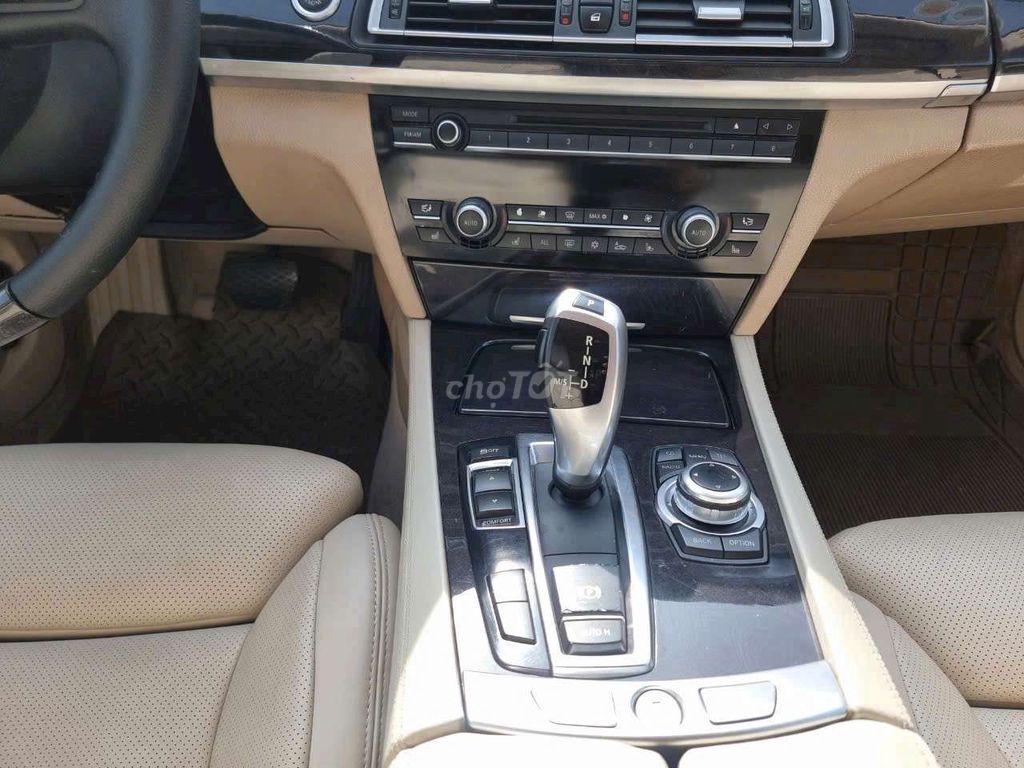 2010 - 120000 km. Mua bán Ô tô tại Huyện Hóc Môn Tp Hồ Chí Minh được đăng bởi Văn sang hình 3