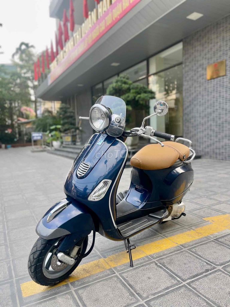 Vespa LXV 125 3vie dáng cổ điển máy zin 2014