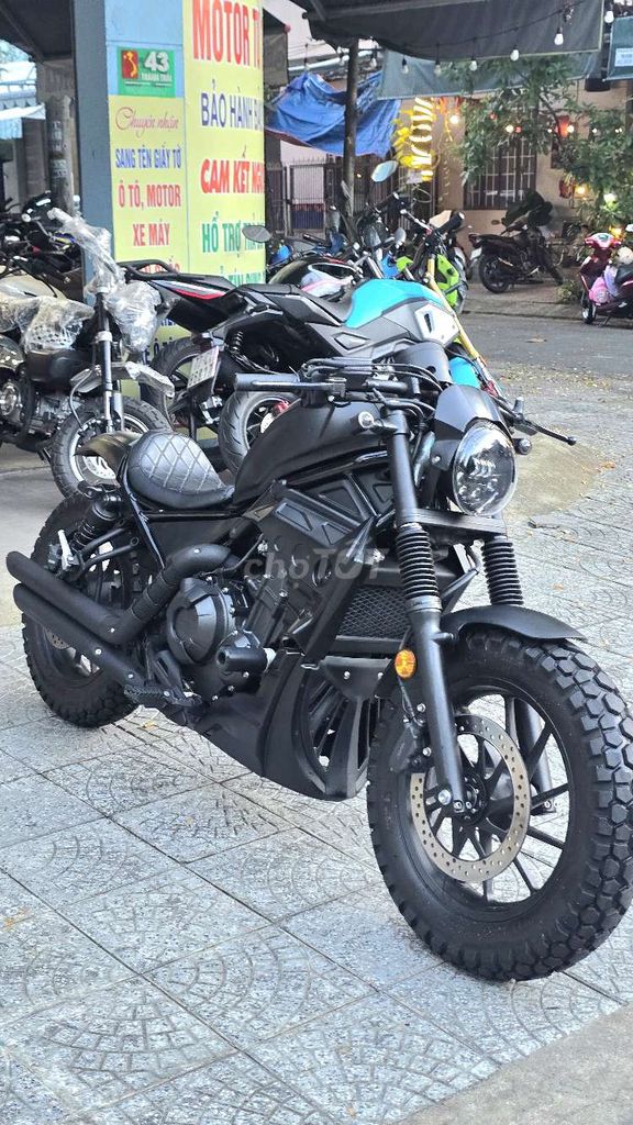 Honda Rebel 500 6000 km màu Đen