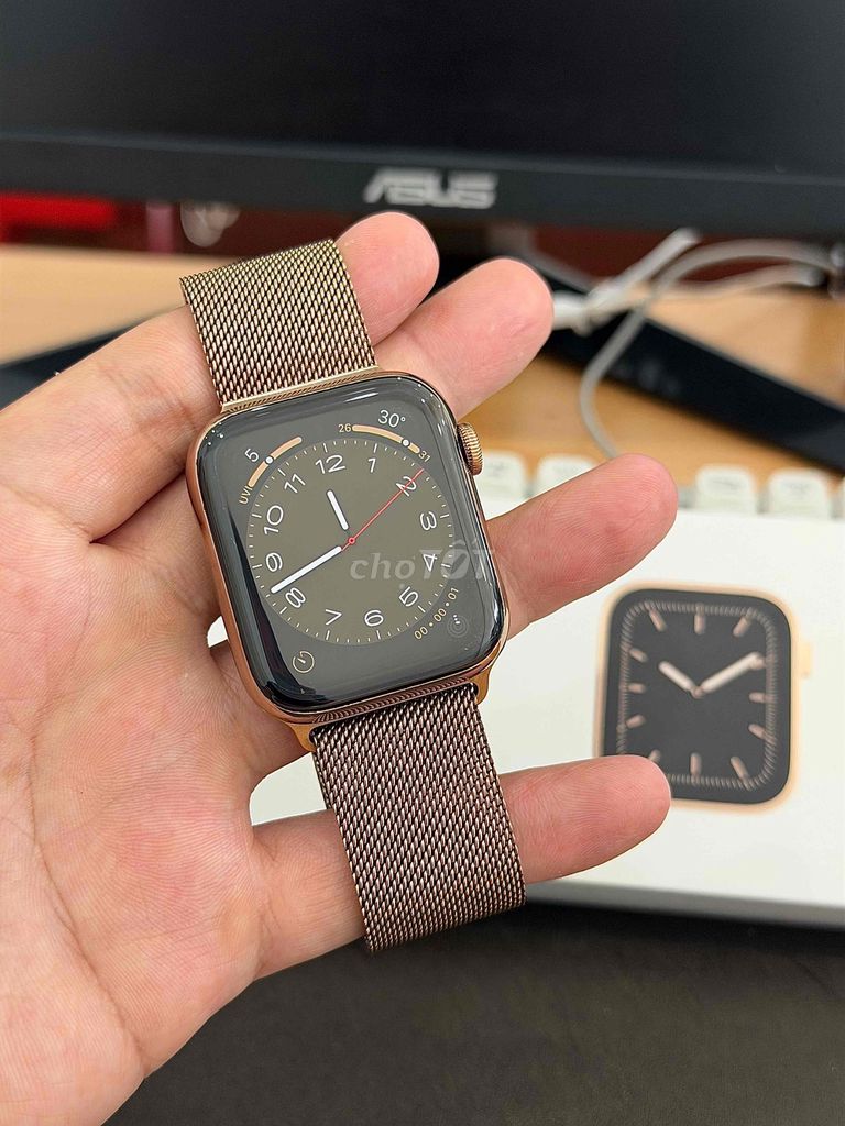 Apple Watch Series 5 LTE 44mm Dây Milanese Zin. Mua bán Thiết bị đeo thông minh tại Quận Ninh Kiều Cần Thơ được đăng bởi Cầm Đồ Tấn Lợi hình 1