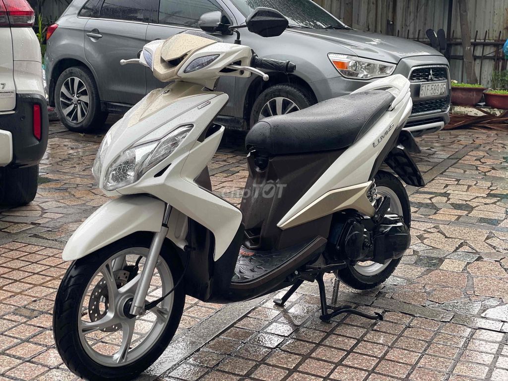 Luvias Fi mới 90% trả trc 7tr9 nhận xe bao nợ xấu. Mua bán Xe máy tại Quận 7 Tp Hồ Chí Minh được đăng bởi Dương Đạt hình 3