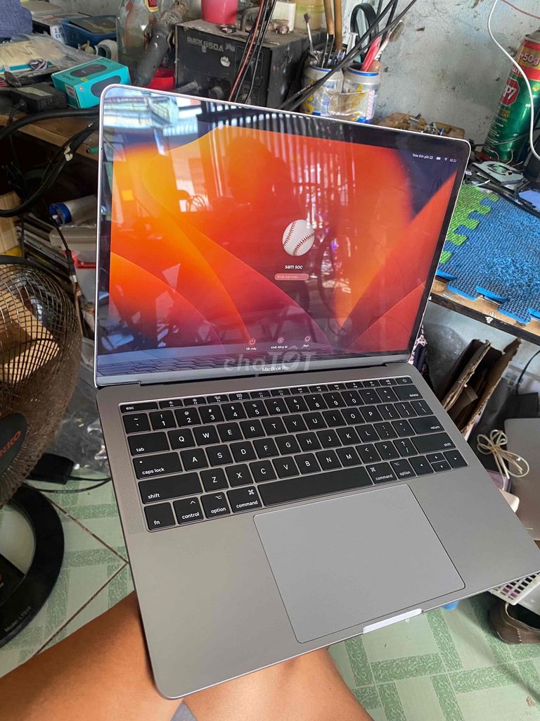 Apple MacBook Pro 2017 i5 13.3 inch 16GB/128GB Xám. Mua bán Laptop tại Thành phố Rạch Giá Kiên Giang được đăng bởi TIN HỌC LE GIA hình 1