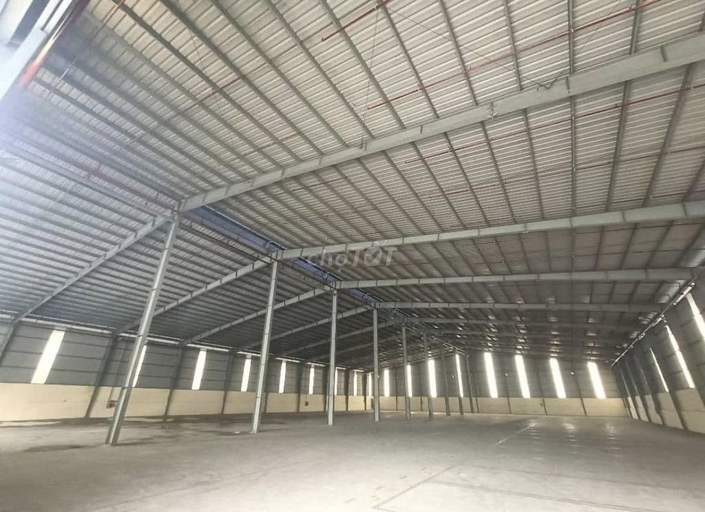 Cho thuê kho xưởng 4000m2 KCN Sóng Thần 1, PCCC tự động nghiệm thu