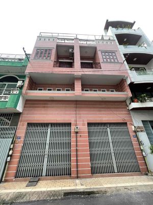 Аренда · 4 комн. · 60 м² · Quận 11, ул. Đường Lữ Gia