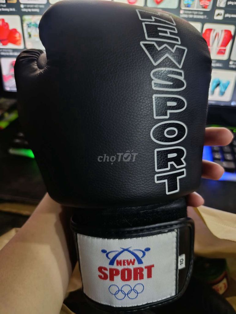 Găng tay boxing New Sport Da Đen Size 10. Mua bán Đồ thể thao, Dã ngoại tại Quận Bình Tân Tp Hồ Chí Minh được đăng bởi Duy hình 1