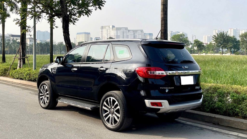 Ford Everest 2020 bản cao cấp 1 cầu giá 8xx. Mua bán Ô tô tại Quận Bắc Từ Liêm Hà Nội được đăng bởi Trung Auto 26 Phạm Văn Đồng hình 8