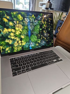 Bán Macbook Pr***/1Tb/8Gb card. Mua bán Laptop tại Quận Thanh Xuân Hà Nội được đăng bởi Brian Ha