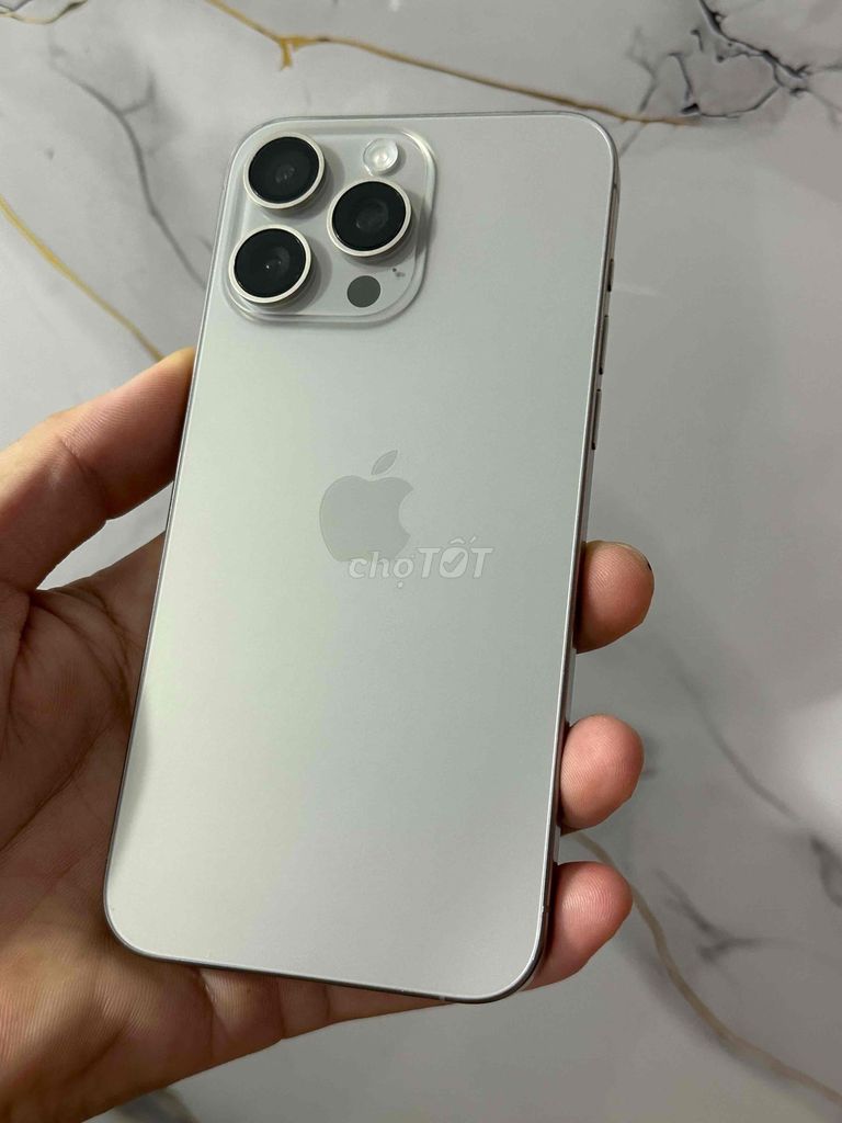 iPhone 15 Pro Max 256GB Bạc Mỹ Đã sử dụng. Mua bán Điện thoại tại Thành phố Thuận An Bình Dương được đăng bởi Onlindrem hình 1
