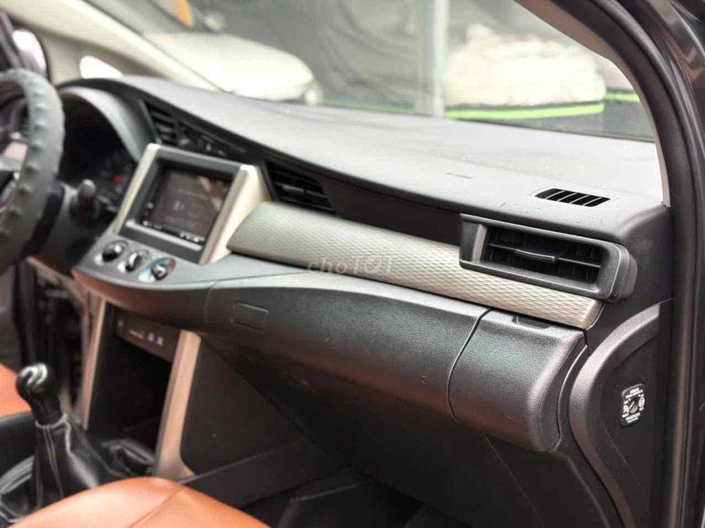 INNOVA 2.0E 2017 BẢO HÀNH 1 NĂM ,XE RẤT CHẤT. Mua bán Ô tô tại Quận Bình Tân Tp Hồ Chí Minh được đăng bởi XUÂN DUY AUTO hình 16