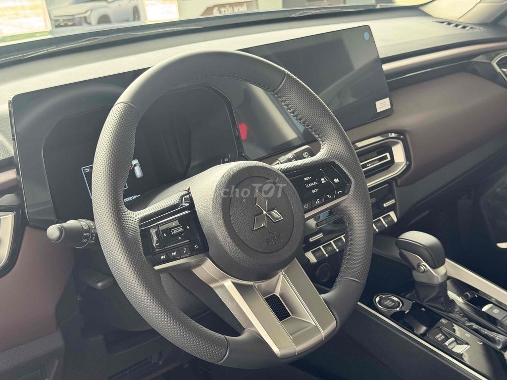 Mitsubishi DST - Hỗ trợ khuyến mãi tốt. Mua bán Ô tô tại Quận Cái Răng Cần Thơ được đăng bởi Mitsubishi Cần Thơ hình 8