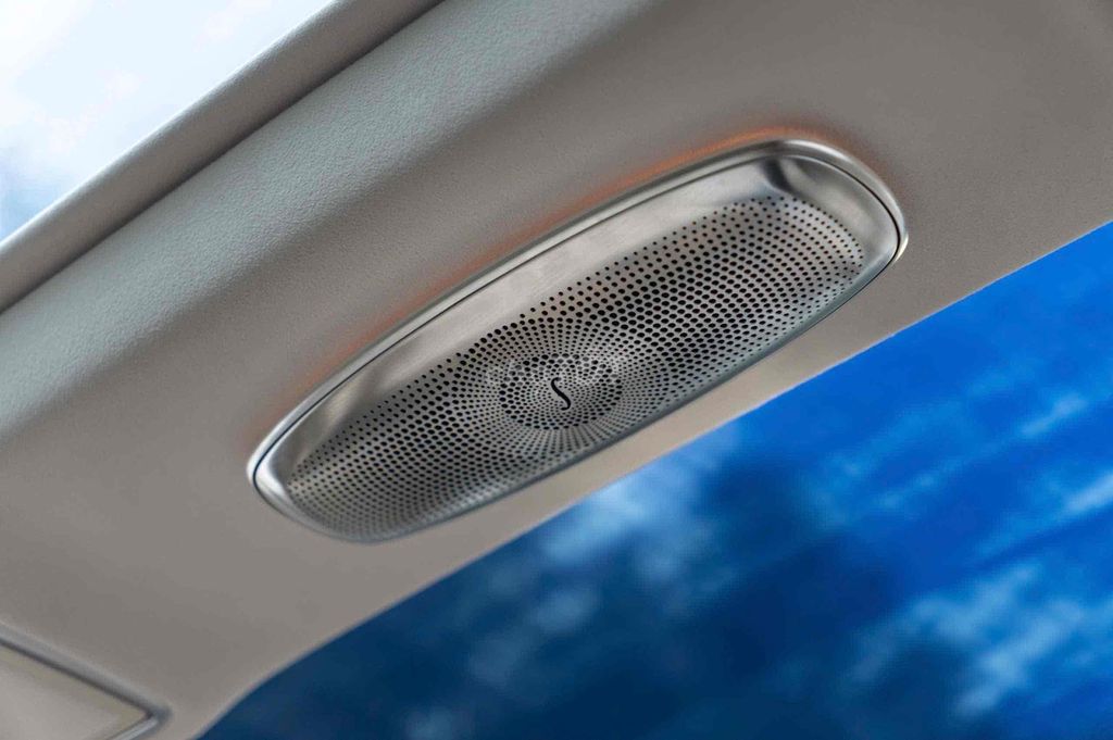 Mercedes Benz S Class 2017 Maybach S450 - 65000 km. Mua bán Ô tô tại Quận 7 Tp Hồ Chí Minh được đăng bởi Nguyễn Lê Trung hình 15