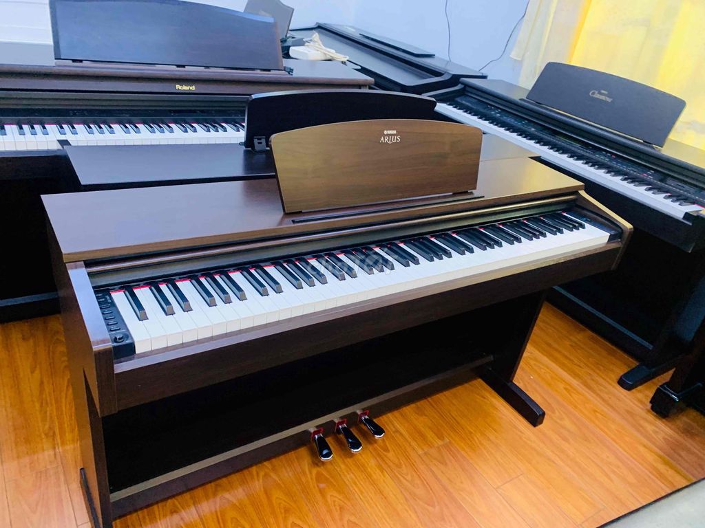 piano yamaha ydp 140 llke new