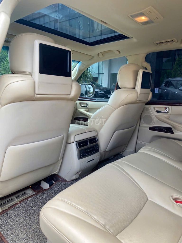 Lexus LX570 2014  - Xe Chính Chủ. Mua bán Ô tô tại Quận Tân Bình Tp Hồ Chí Minh được đăng bởi Phạm Minh Tuân hình 8