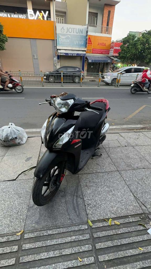 Honda vision 2018 mới 90% Bstp chính chủ. Mua bán Xe máy tại Quận Tân Phú Tp Hồ Chí Minh được đăng bởi Tuanduy hình 5