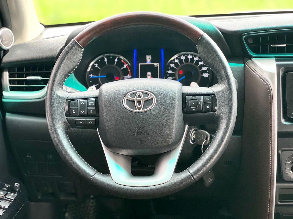 Toyota Fortuner 2019 2.4G 4x2 AT - 36,000 km cọp.. Mua bán Ô tô tại Thành phố Thủ Đức Tp Hồ Chí Minh được đăng bởi Đức Tứ Bánh hình 10