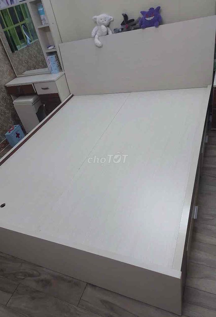 Giường gỗ mdf An Cường 1.6 x 2m mới 95%