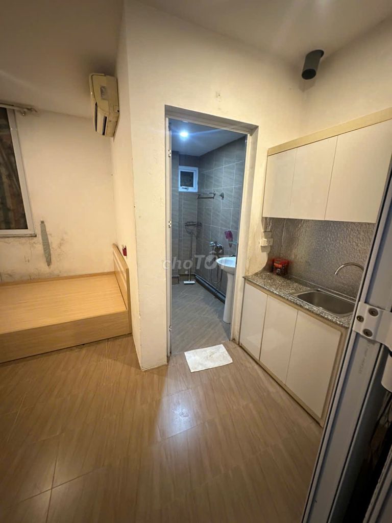 Комната в мини-апарт. 27 Лам Ха, Лонгбиен, парковка у входа, от 3.4 млн