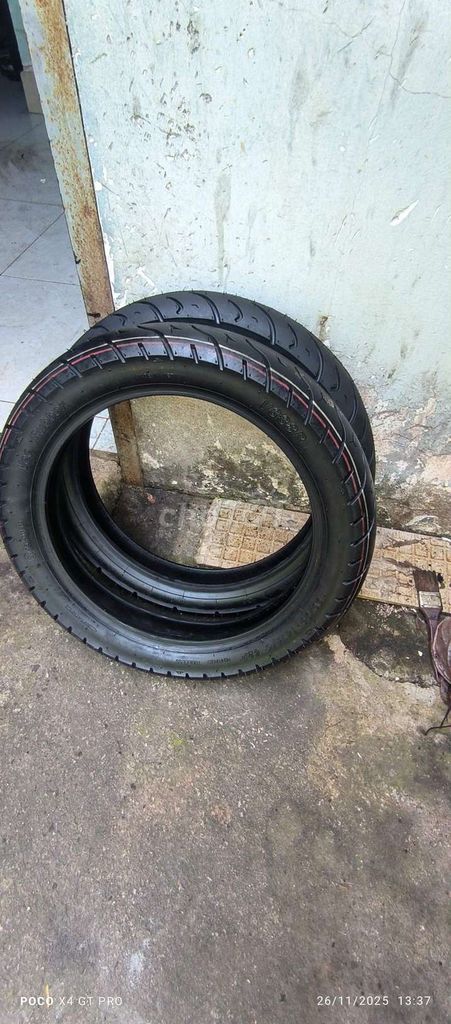 Vỏ xe máy màu Đen Mới 95%. Mua bán Phụ tùng xe tại Thành phố Vũng Tàu Bà Rịa - Vũng Tàu được đăng bởi anhtuan hình 2