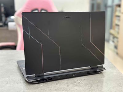 LAPTOP GAMING Acer Nitro. Mua bán Laptop tại Quận Tân Bình Tp Hồ Chí Minh được đăng bởi Hoàng Nhã