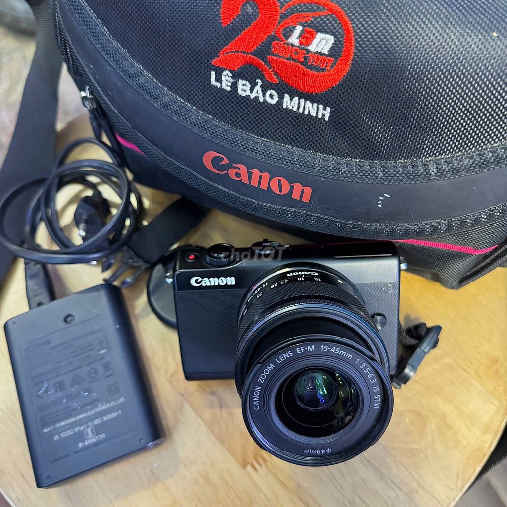 📸CANON M100+kit15-45mm Like new 99% Nobox