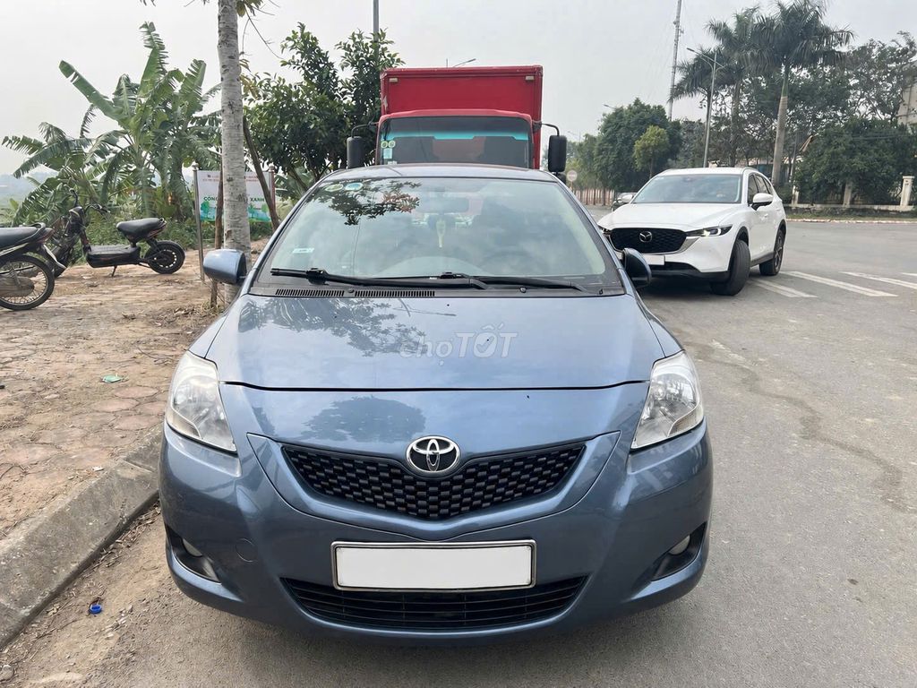 Toyota Yaris 2010 Xanh