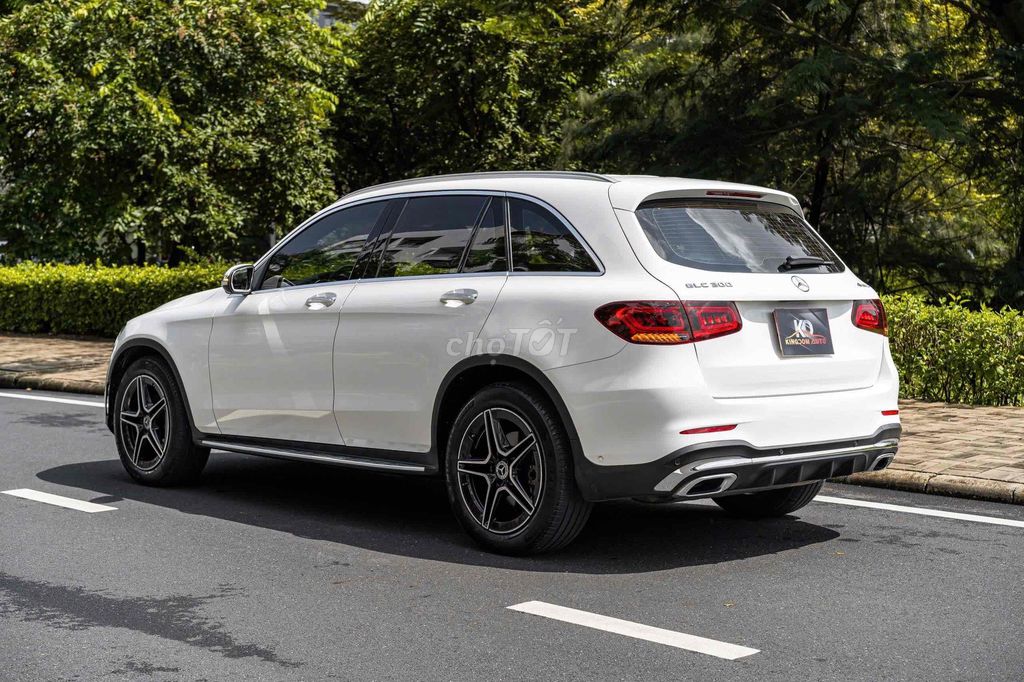 GLC300 AMG 2023 công ty 1 chủ từ đầu siêu đẹp. Mua bán Ô tô tại Quận 7 Tp Hồ Chí Minh được đăng bởi Dương Phương hình 8