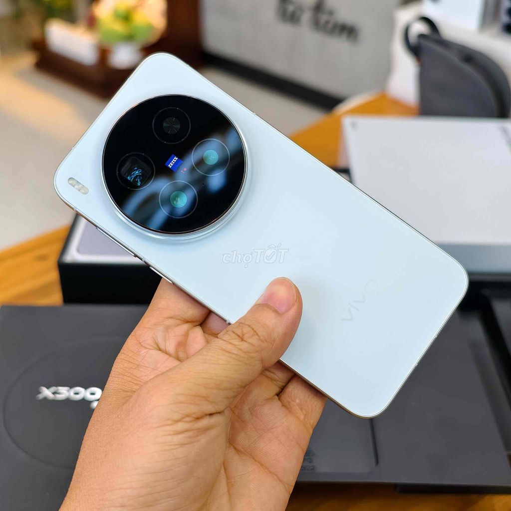 Vivo X300Pro 256GB Xanh Fullbox BH 2/2027. Mua bán Điện thoại tại Thành phố Thủ Đức Tp Hồ Chí Minh được đăng bởi StoreUS hình 1