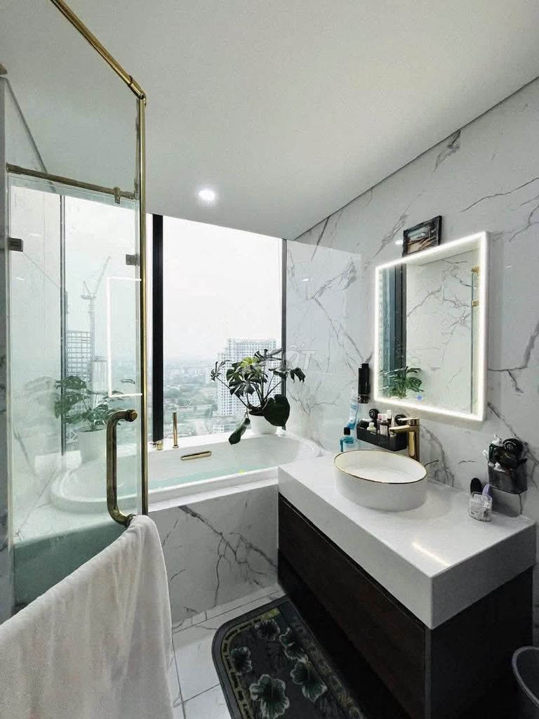 Угловая квартира 104 м² в Sunshine City, Ciputra Tây Hồ — 3 спальни