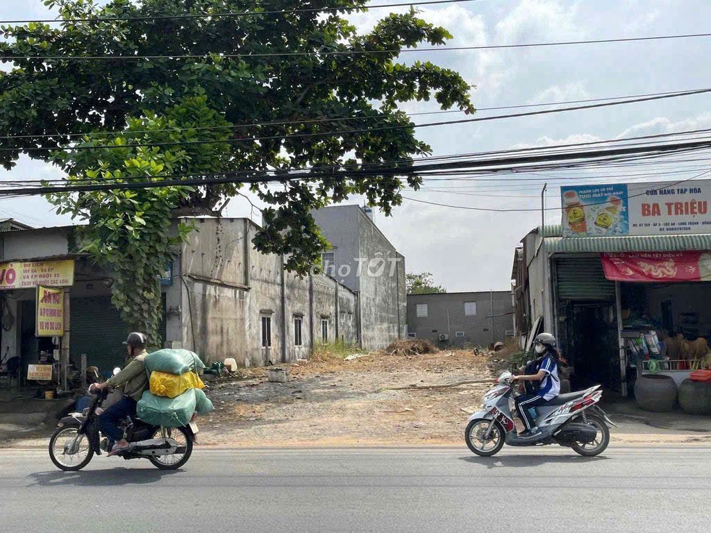 BÁN ĐẤT TRẢ NỢ