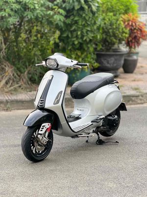 Vespa Sprint Bạc Porsche 2016 Úp Full Led Có Góp🎉🎉. Mua bán Xe máy tại Thành phố Biên Hòa Đồng Nai được đăng bởi Xe Máy Phát Đồng