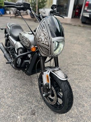 Harley-Davidson Club Style Bạc 3000km