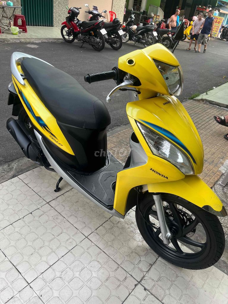 Honda Vision 2012 bstp chíbh chủ. Mua bán Xe máy tại Quận 5 Tp Hồ Chí Minh được đăng bởi A Hà hình 3