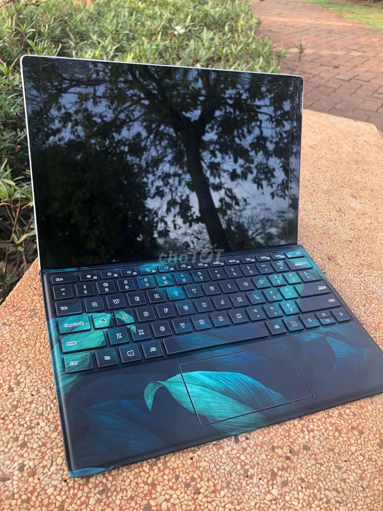 Máy tính bảng Microsoft Surface Pro 6 i5 8GB Bạc. Mua bán Laptop tại Quận Gò Vấp Tp Hồ Chí Minh được đăng bởi Tên chưa cung cấp hình 1