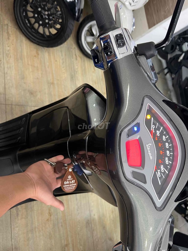 Vespa sprint 125 2025(mới 99%)❇️Đồng Moto Đà Lạt❇️. Mua bán Xe máy tại Thành phố Đà Lạt Lâm Đồng được đăng bởi ĐỒNG MOTOR 2  cá nhân hình 5