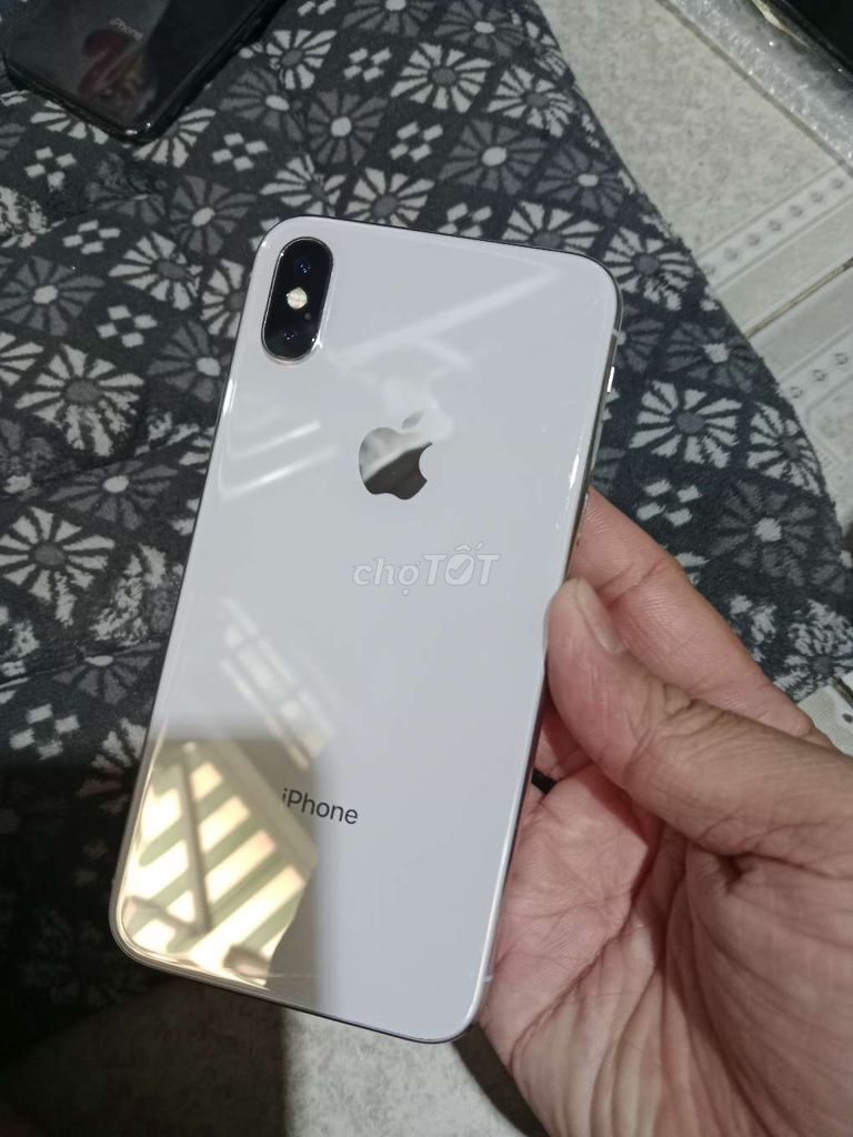 Apple iPhone X 64GB Trắng Đã sử dụng. Mua bán Điện thoại tại Quận 8 Tp Hồ Chí Minh được đăng bởi Phong hình 1