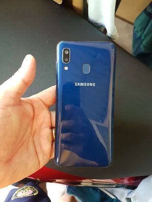 Samsung A20 2sim Màn to mượt Pin trâu Full đẹp 97%