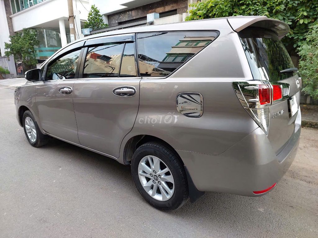 Toyota Innova 2017 2.0E - 86000 km ít sử dụng. Mua bán Ô tô tại Quận Gò Vấp Tp Hồ Chí Minh được đăng bởi Anh Danh hình 3