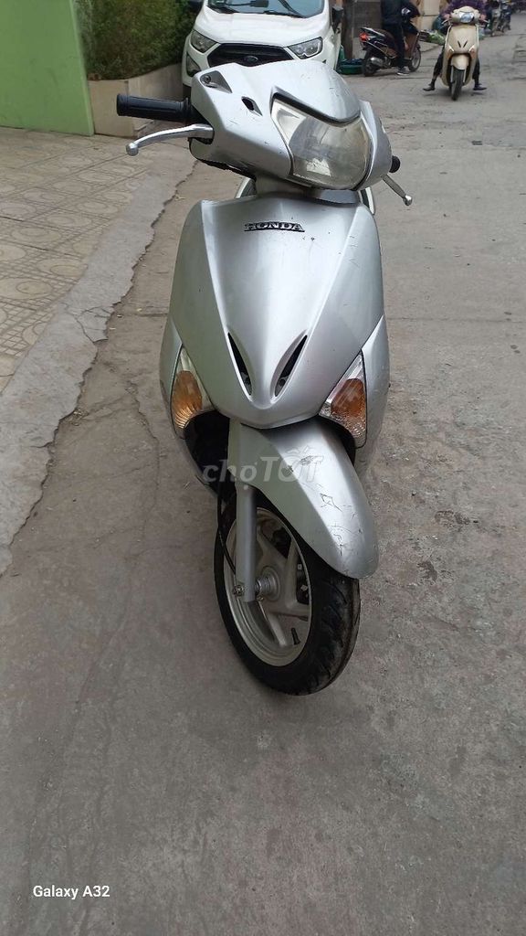 Honda tay ga điện tử