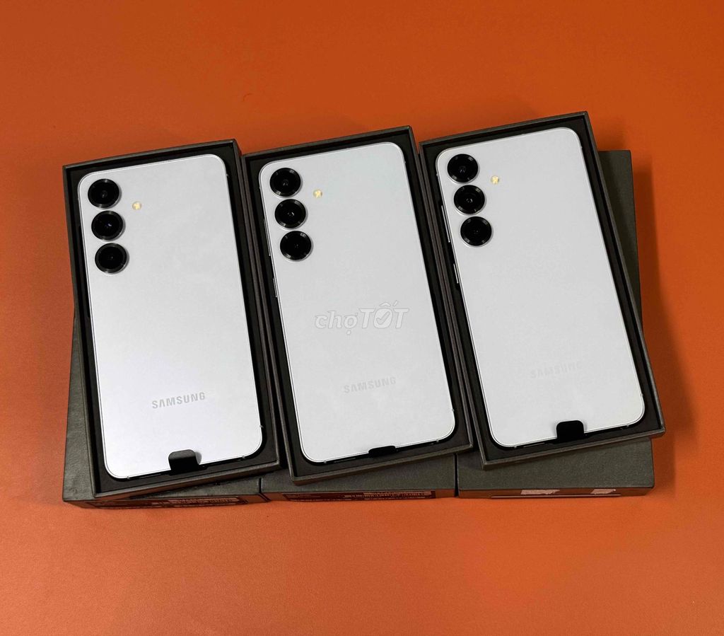 Samsung S25 256GB Xanh dương VN fullbox. Mua bán Điện thoại tại Quận Hà Đông Hà Nội được đăng bởi Trung Nguyễn hình 1