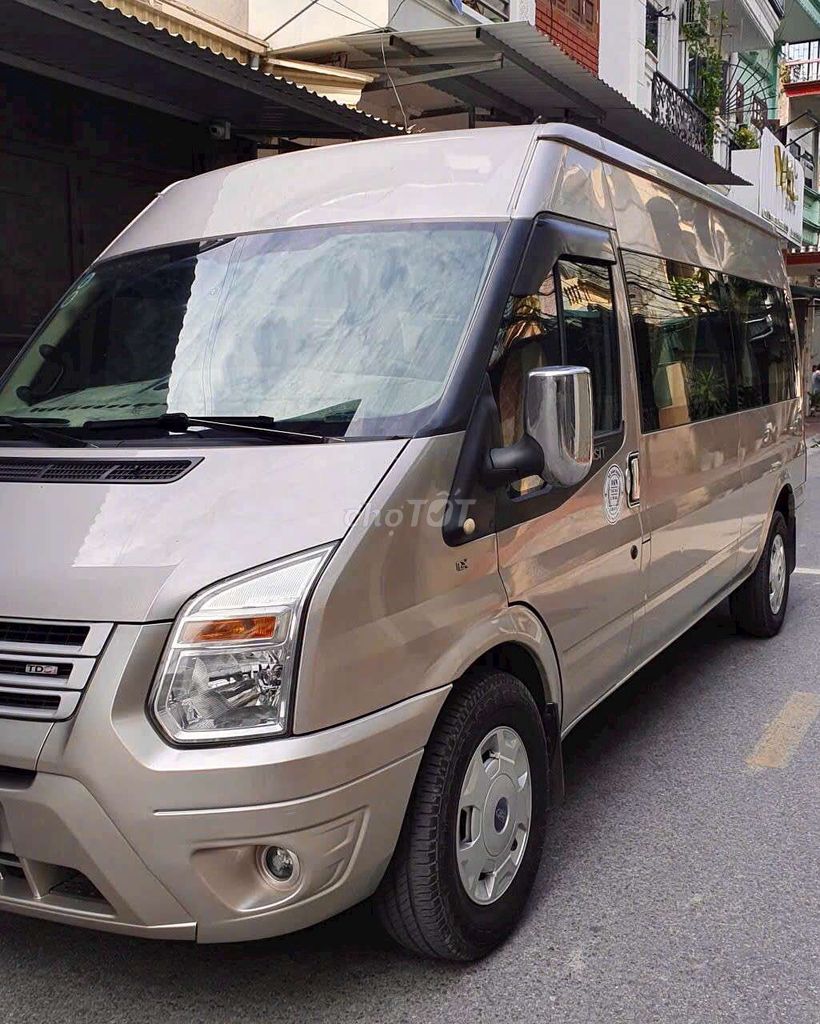 Xe khách Ford Transit 16 chỗ màu vàng cát. Mua bán Phương tiện khác tại Quận Long Biên Hà Nội được đăng bởi Ngô hùng hình 4