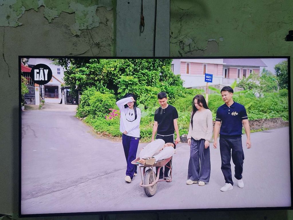 Smartivi samsung 50inh 4k tràn viền 2021 new 96%. Mua bán Tivi, Âm thanh tại Huyện Thanh Trì Hà Nội được đăng bởi a hùng hình 2