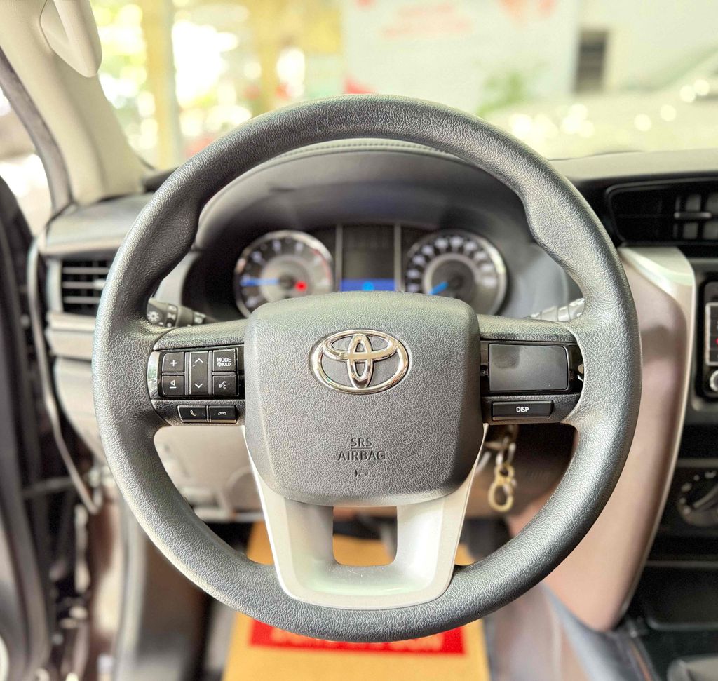 Toyota Fortuner 2017 2.4G 4x2 MT - 68000 km. Mua bán Ô tô tại Quận Gò Vấp Tp Hồ Chí Minh được đăng bởi Lộc Xe Cũ Toyota Đông Sài Gòn Nguyễn Văn Lượng hình 14