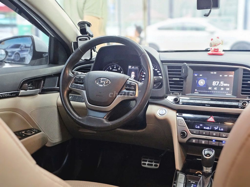 Hyundai Elantra 2.0 GLS 2018 Trắng. Mua bán Ô tô tại Thành phố Thủ Đức Tp Hồ Chí Minh được đăng bởi SÀN Ô TÔ VIỆT NAM SÀI GÒN hình 9